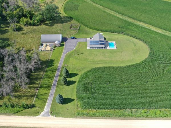 4459 130th Street NW, Mazeppa, MN 55956