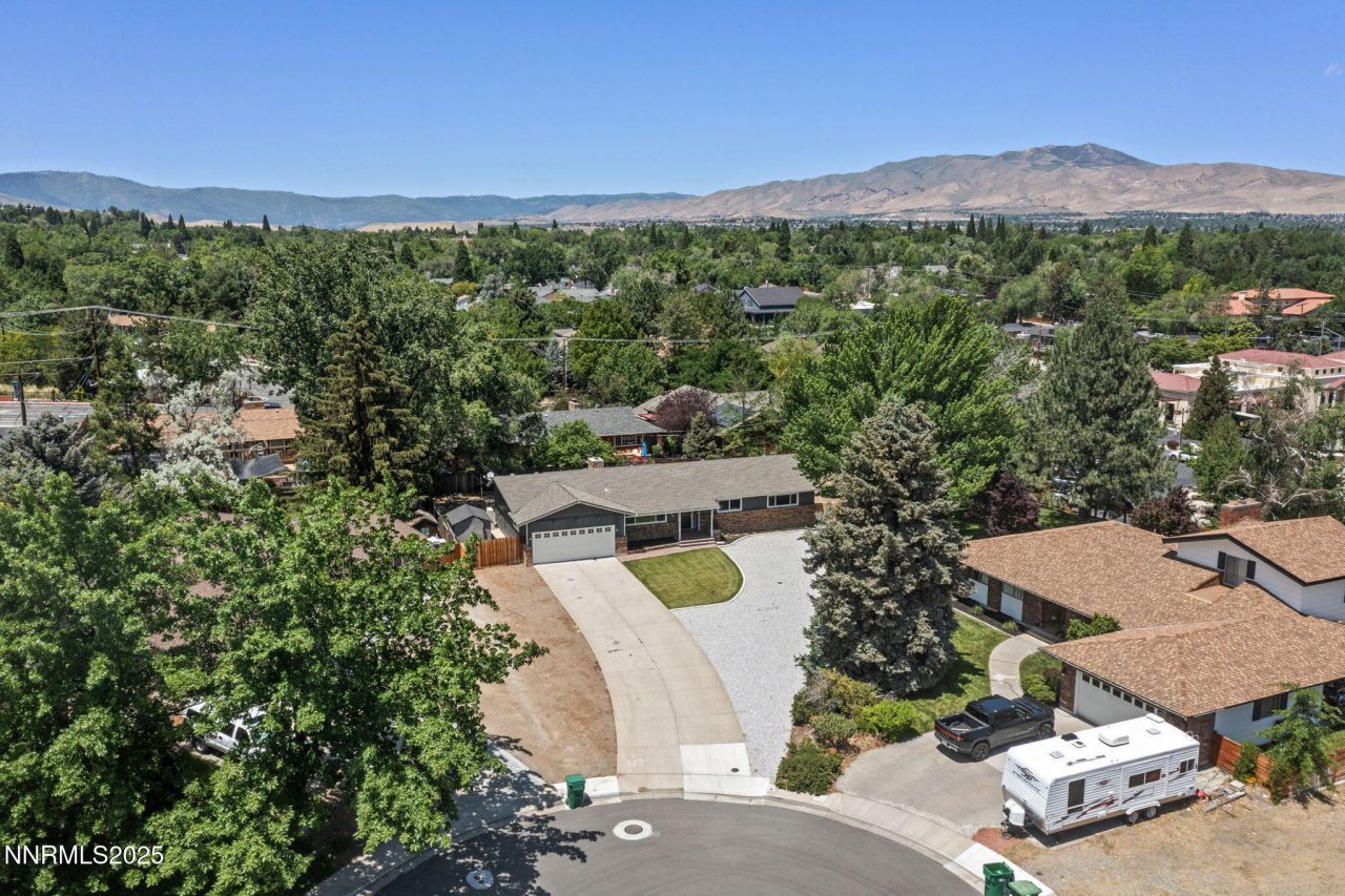 395 Chevy Chase Street, Reno, NV 89509 Photo