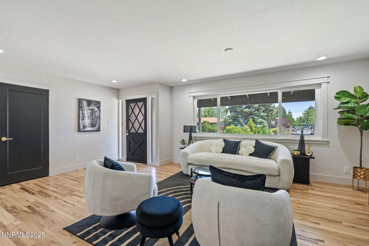 395 Chevy Chase Street, Reno, NV 89509 Photo