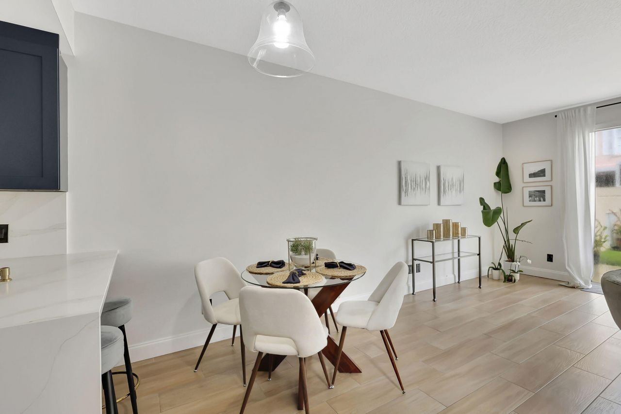 2141 Tigris Drive, West Palm Beach, FL 33411 Photo