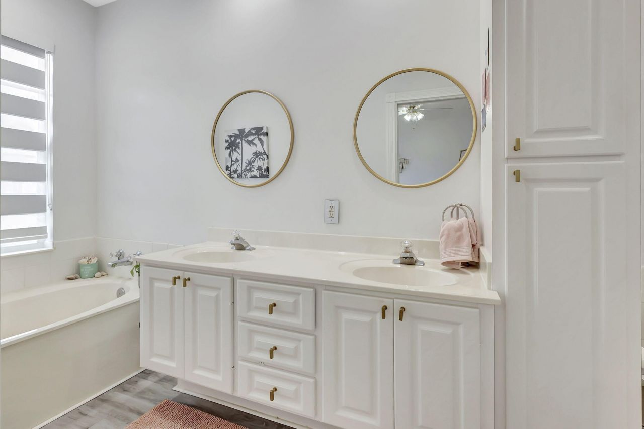 2141 Tigris Drive, West Palm Beach, FL 33411 Photo