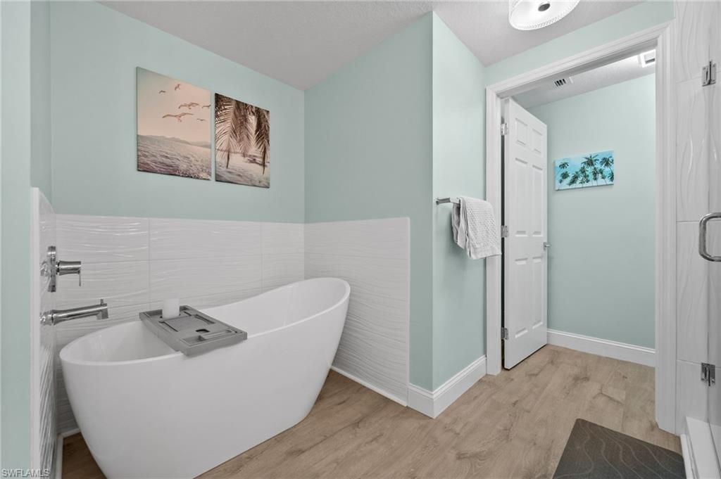 20261 Estero Gardens Cir, Unit 207, Estero, FL 33928 Photo