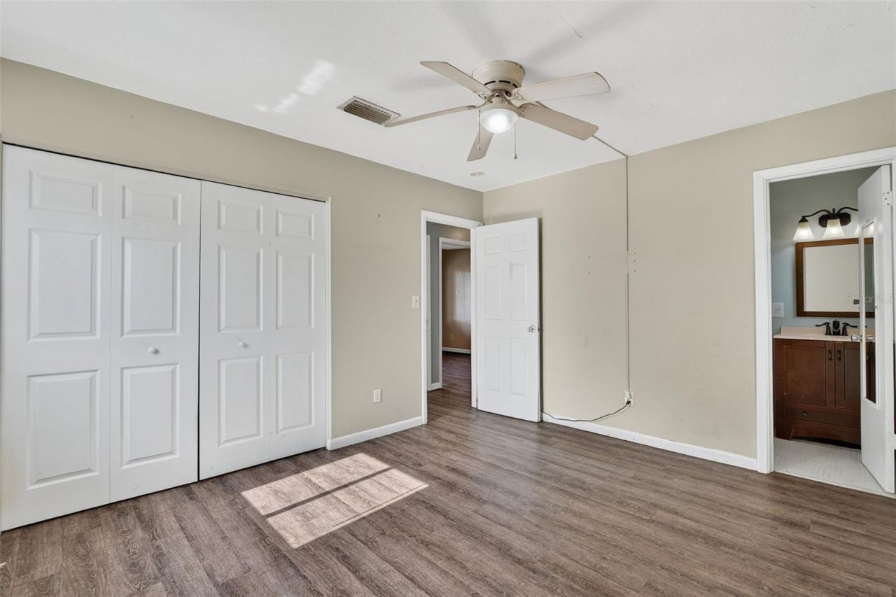 1557 79th Avenue N, Saint Petersburg, FL 33702 Photo