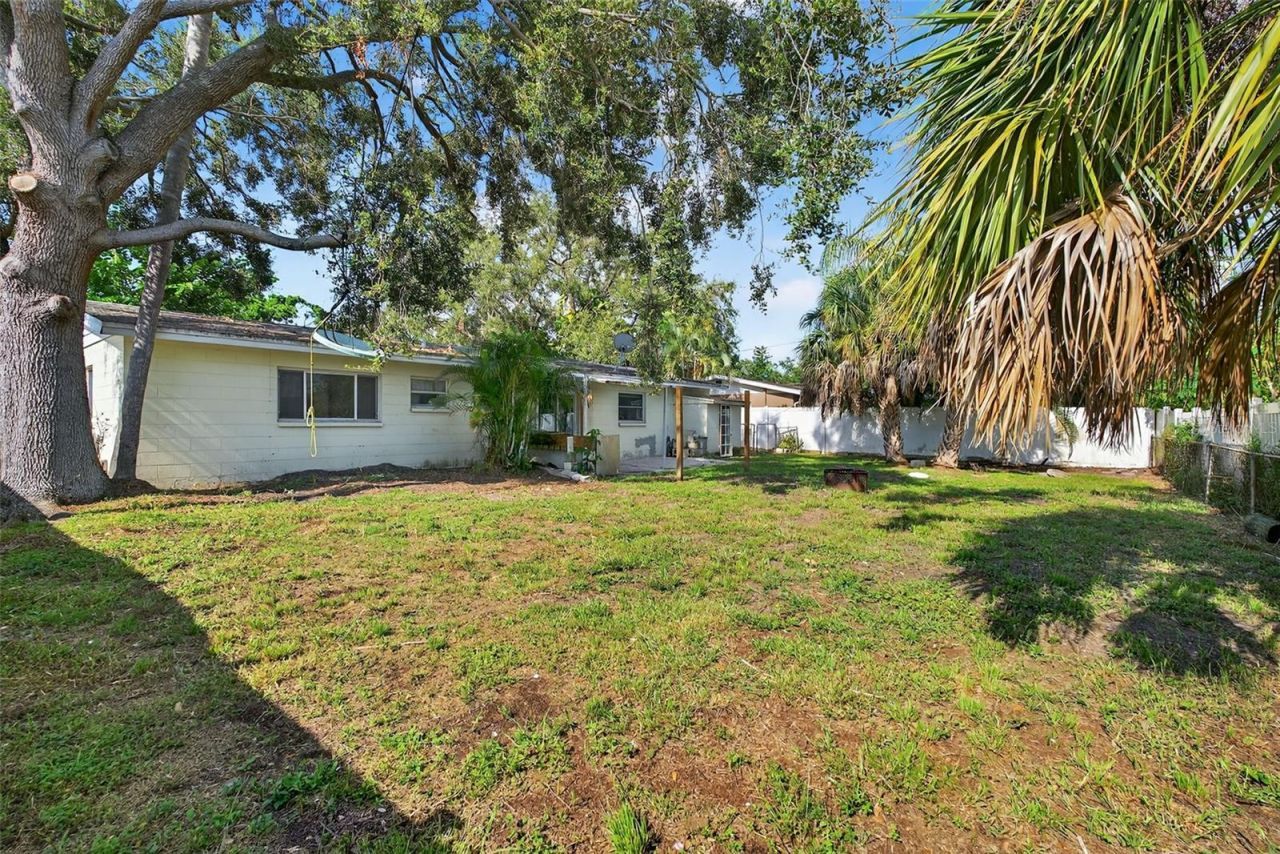 1557 79th Avenue N, Saint Petersburg, FL 33702 Photo
