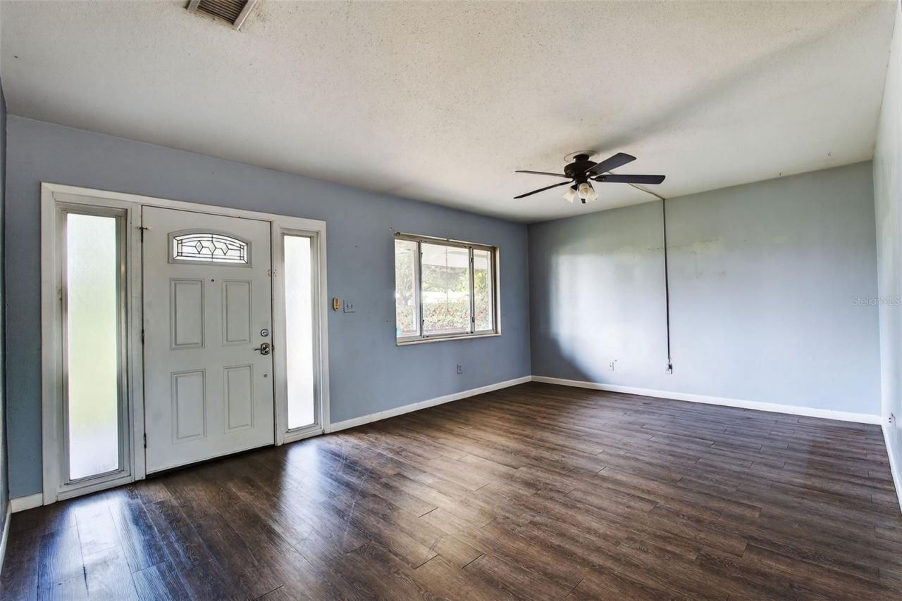 1557 79th Avenue N, Saint Petersburg, FL 33702 Photo