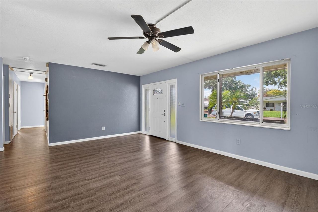 1557 79th Avenue N, Saint Petersburg, FL 33702 Photo