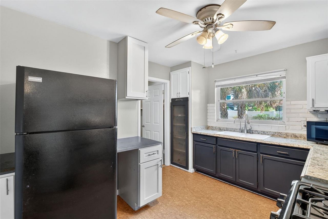 1557 79th Avenue N, Saint Petersburg, FL 33702 Photo