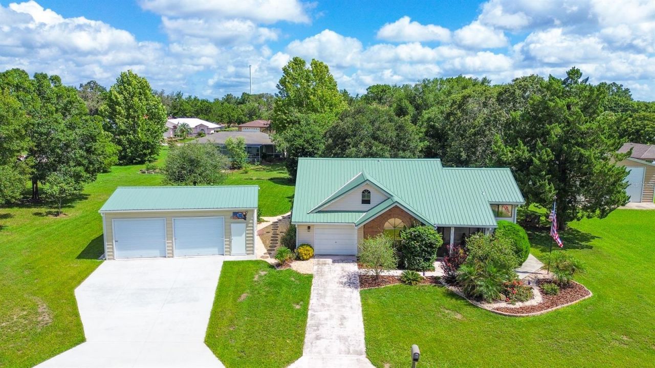 8725 E Rosemont Court, Inverness, FL 34450 Main Photo