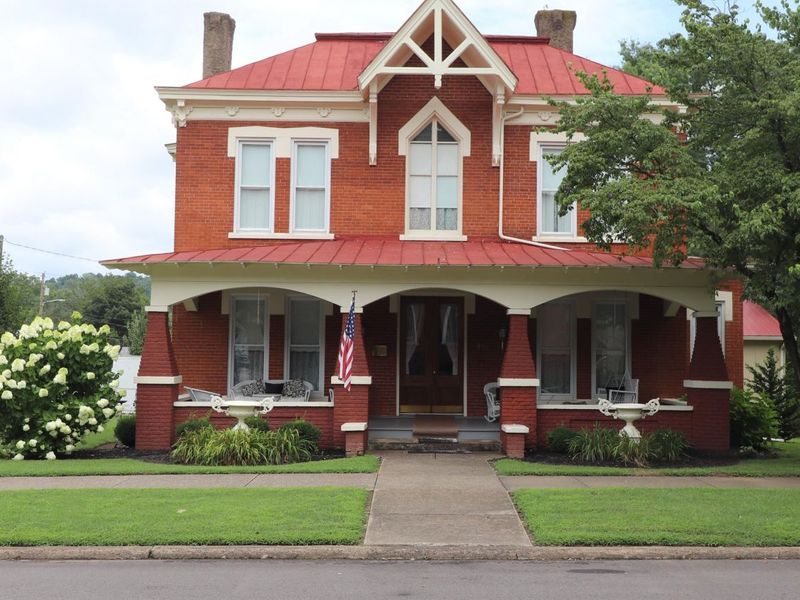 401 E 4th Street, Augusta, KY 41002 Photo 1