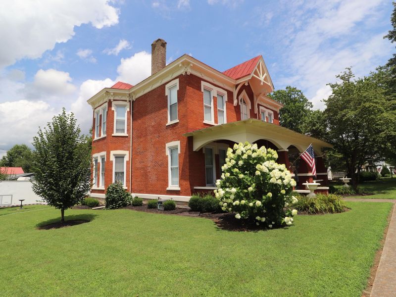 401 E 4th Street, Augusta, KY 41002 Photo 2