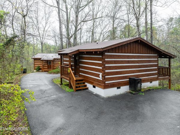 4130 Tro Way, Gatlinburg, TN 37738