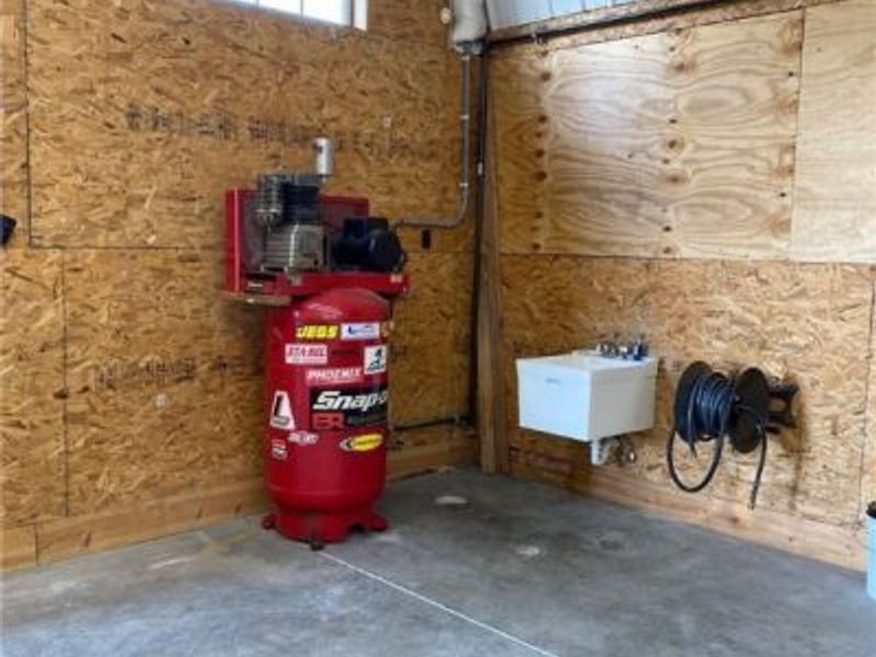 825 Brookfield Avenue, Masury, OH 44438 Photo 5