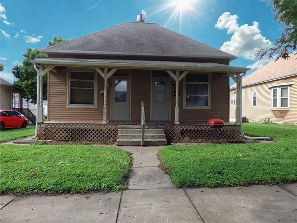205 Michigan Avenue, St Joseph, MO 64504