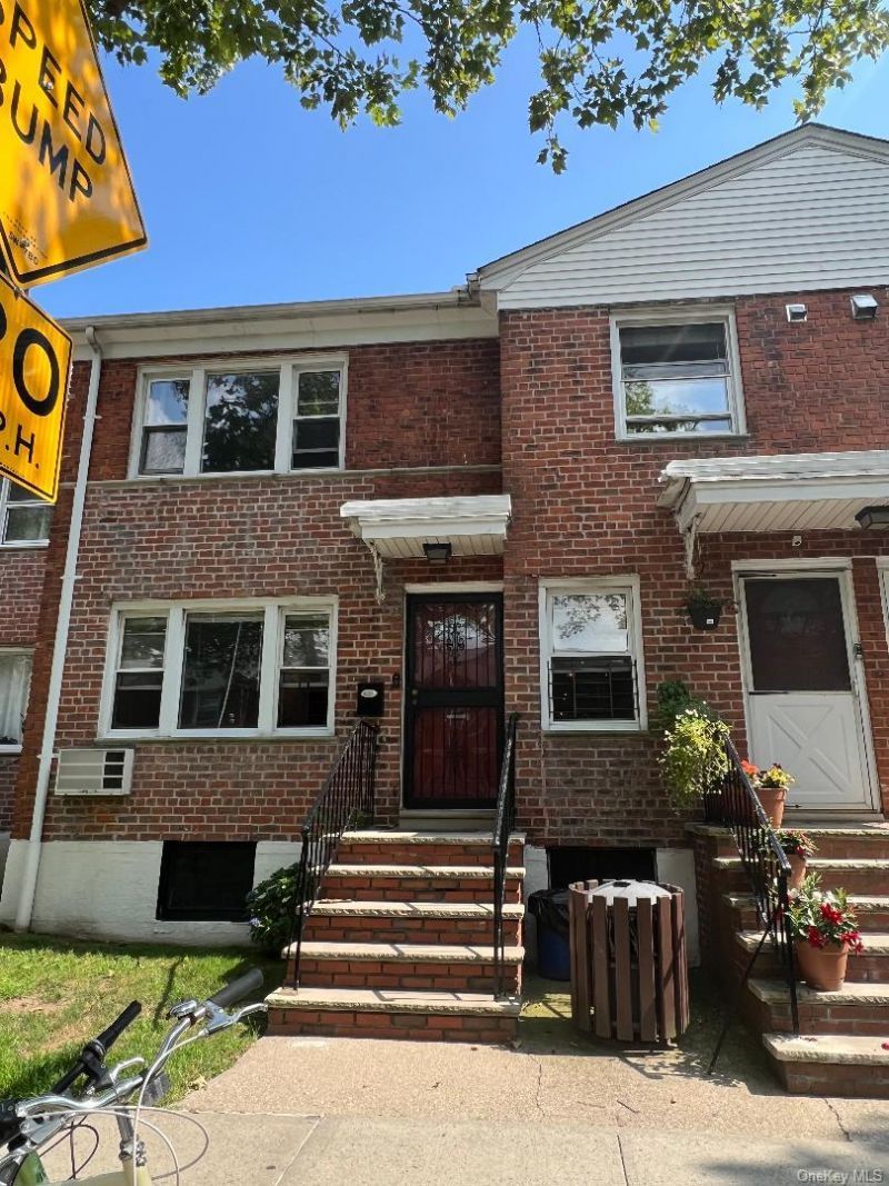 138-46 68th Drive, Unit A, Kew Gardens Hills, NY 11367 Main Photo