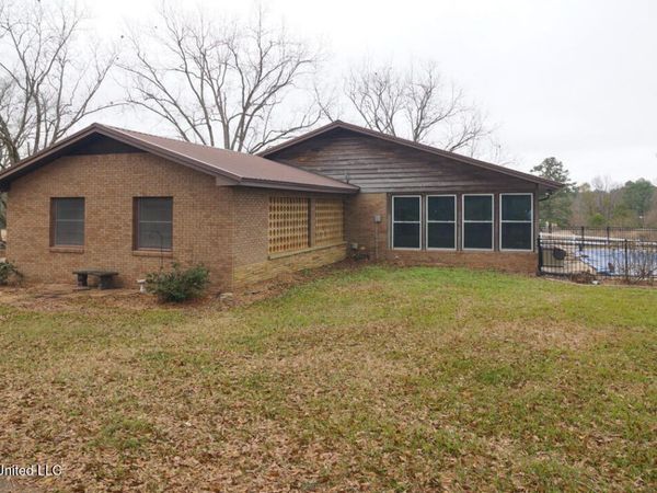 3767 Springridge Road, Raymond, MS 39154