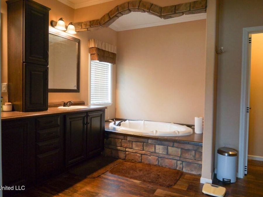 Property Image 73