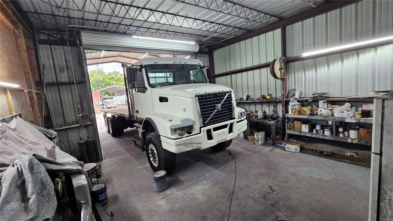 11679 N 301 Highway, Thonotosassa, FL 33592 Photo