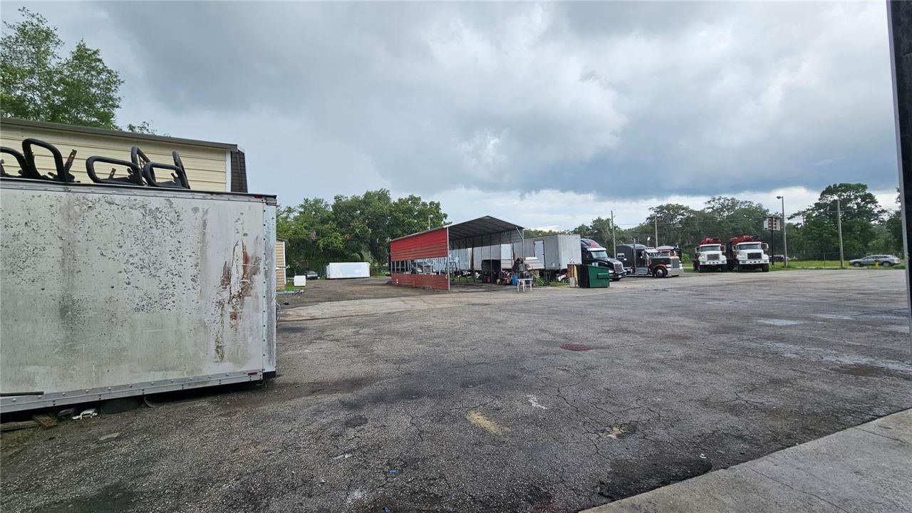 11679 N 301 Highway, Thonotosassa, FL 33592 Photo
