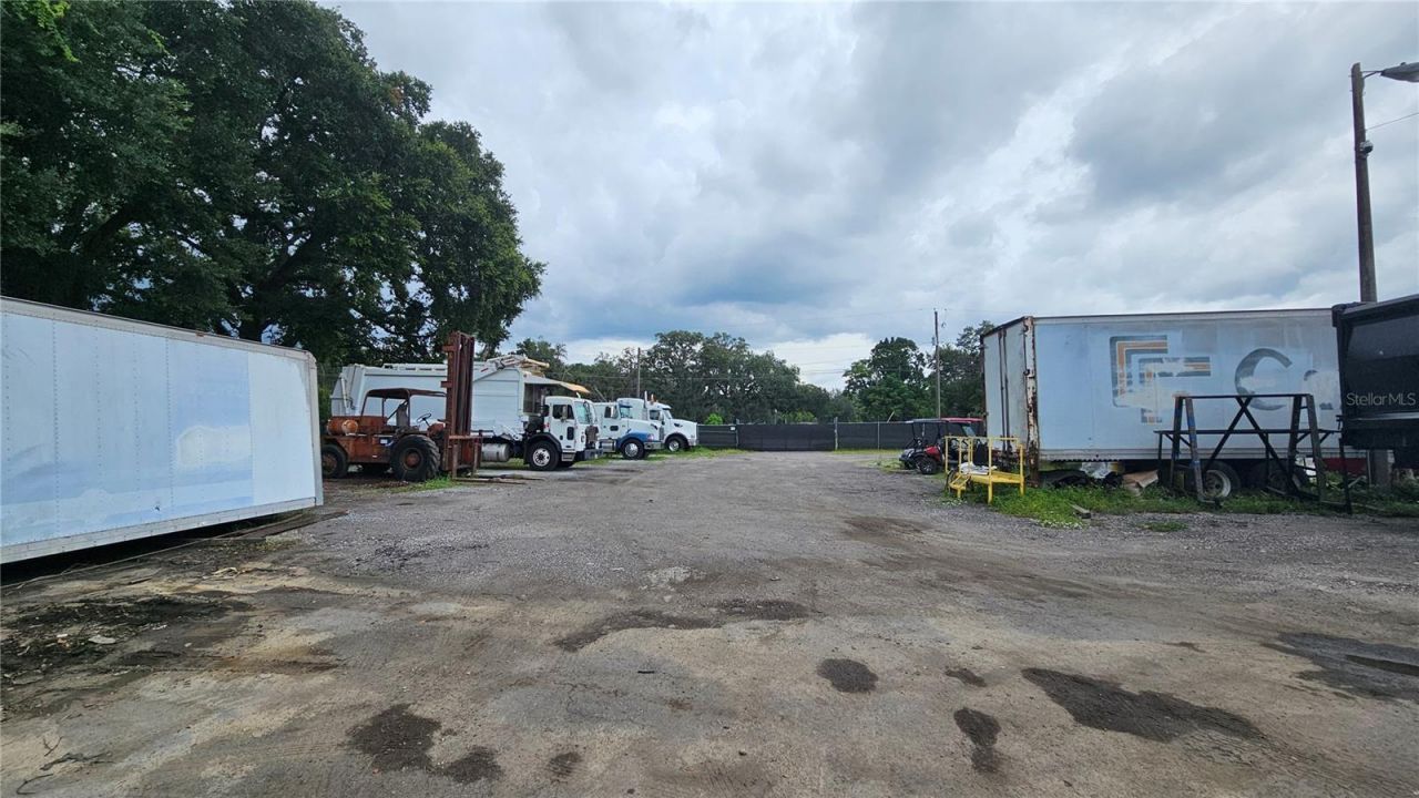 11679 N 301 Highway, Thonotosassa, FL 33592 Photo