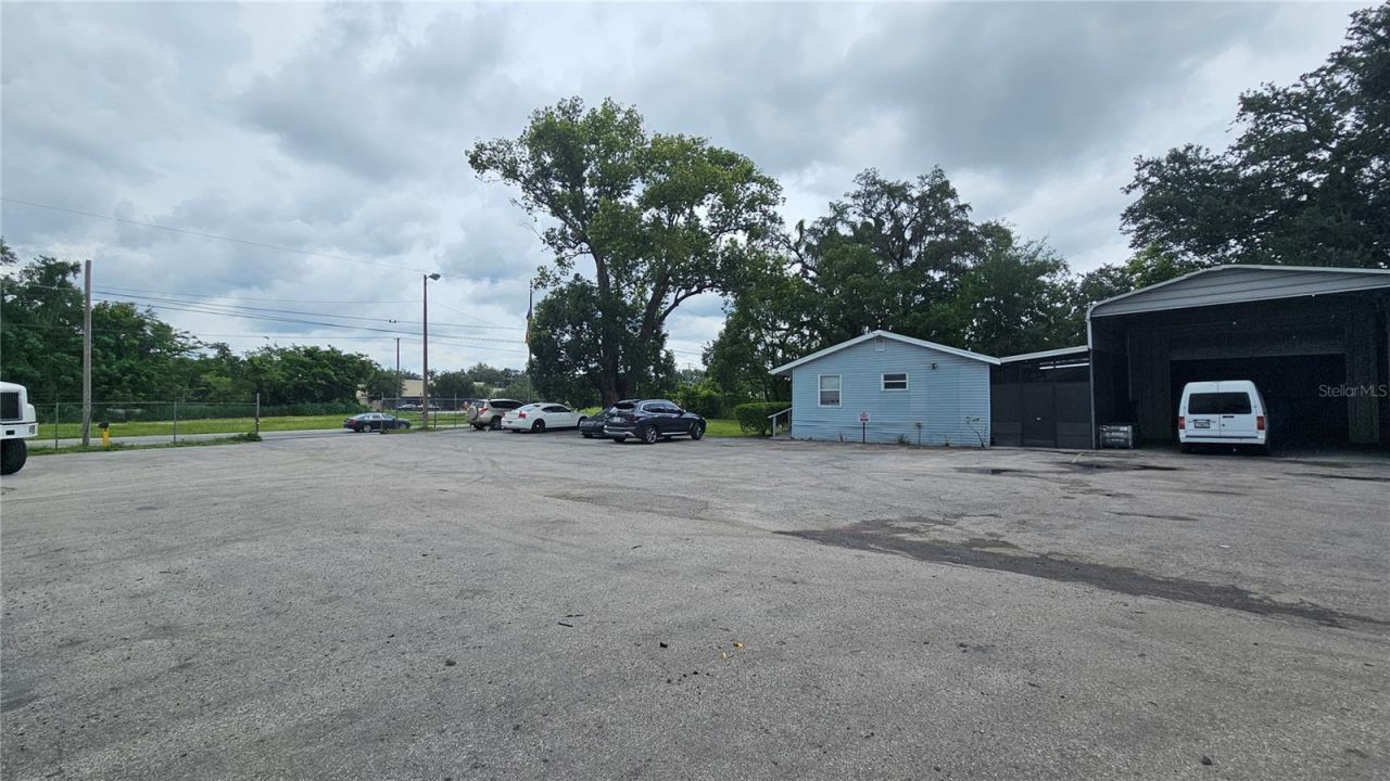 11679 N 301 Highway, Thonotosassa, FL 33592 Photo