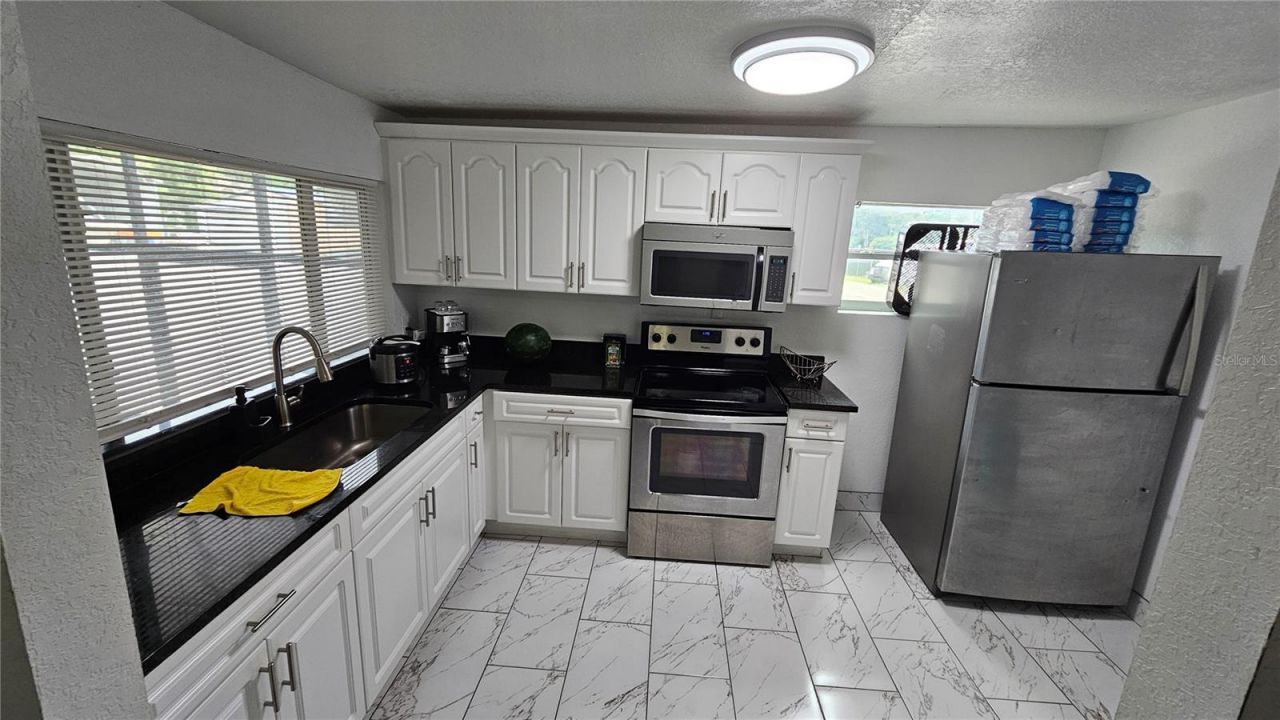 11679 N 301 Highway, Thonotosassa, FL 33592 Photo