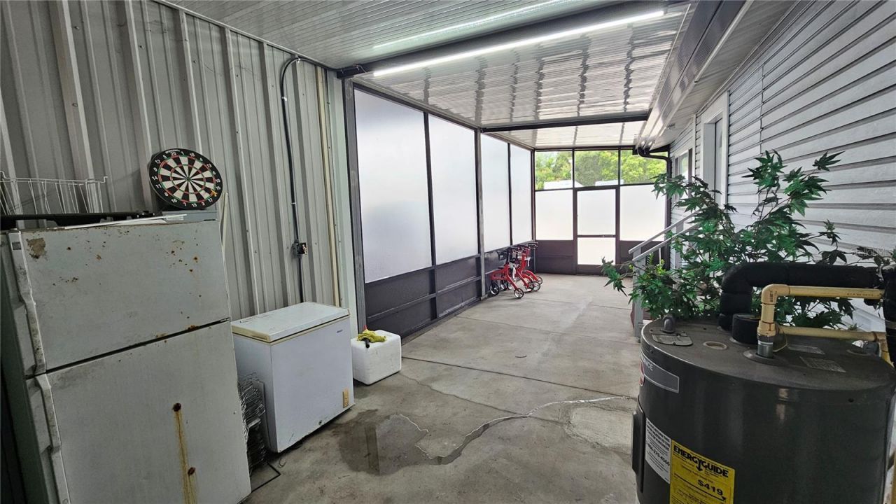 11679 N 301 Highway, Thonotosassa, FL 33592 Photo