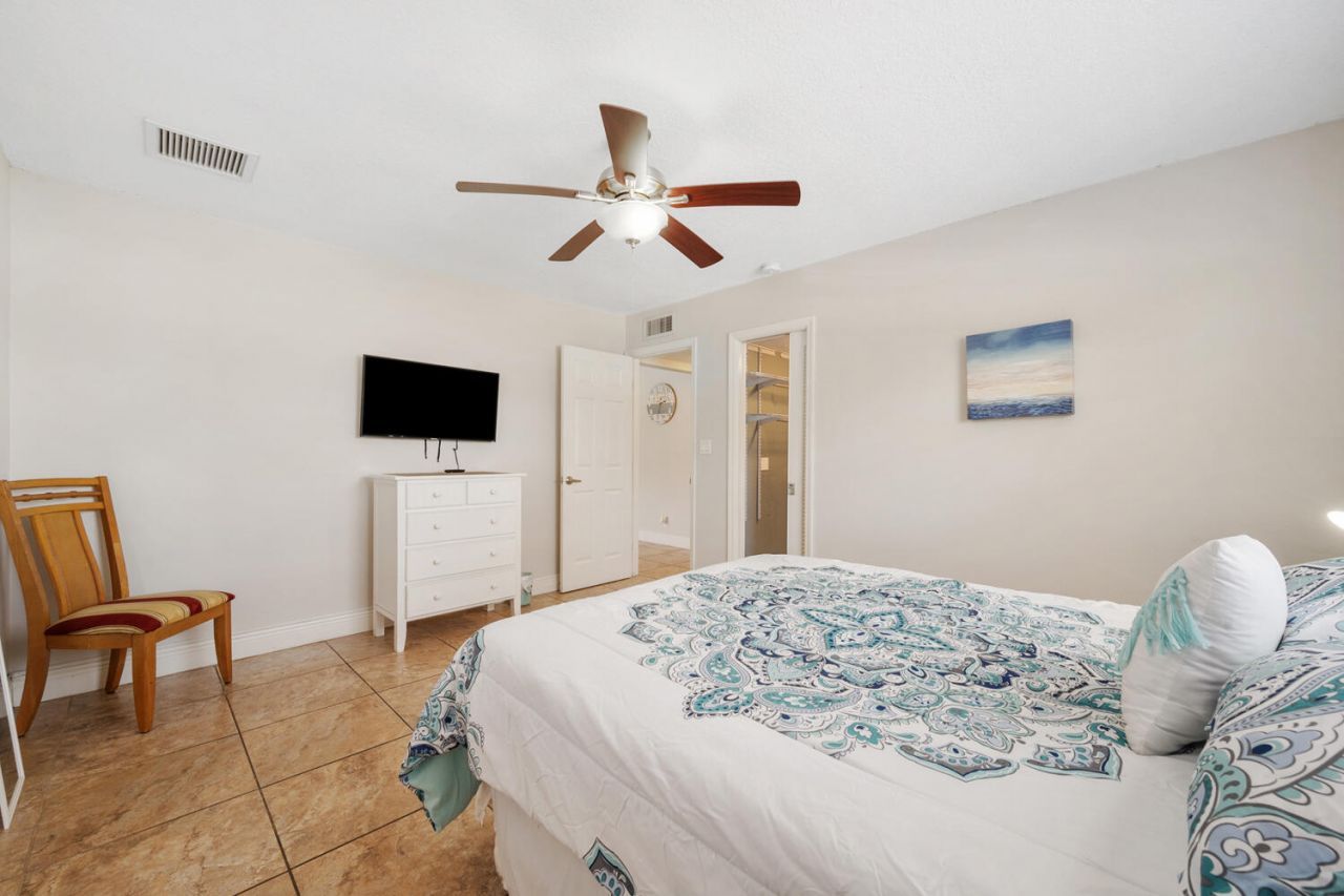 801 Hummingbird Way, Unit 105, North Palm Beach, FL 33408 Photo
