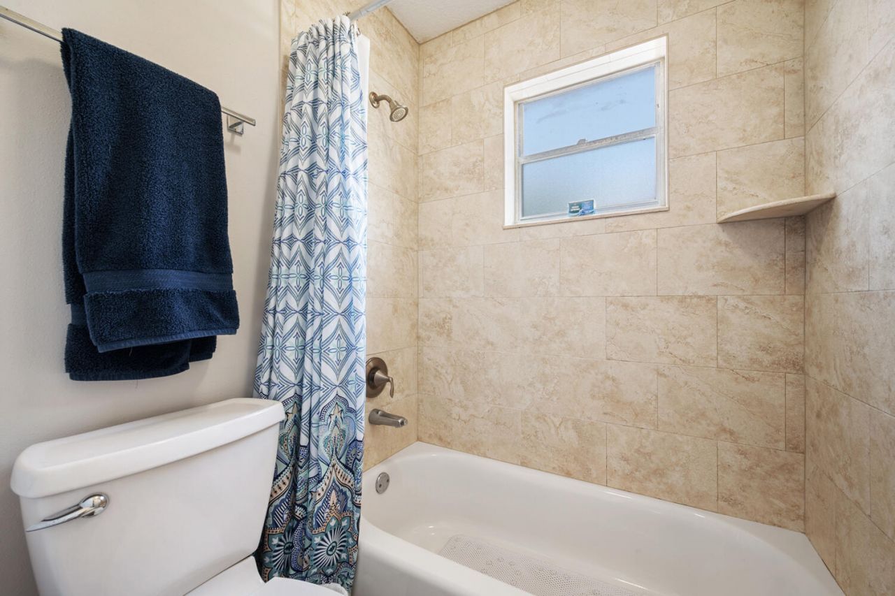 801 Hummingbird Way, Unit 105, North Palm Beach, FL 33408 Photo