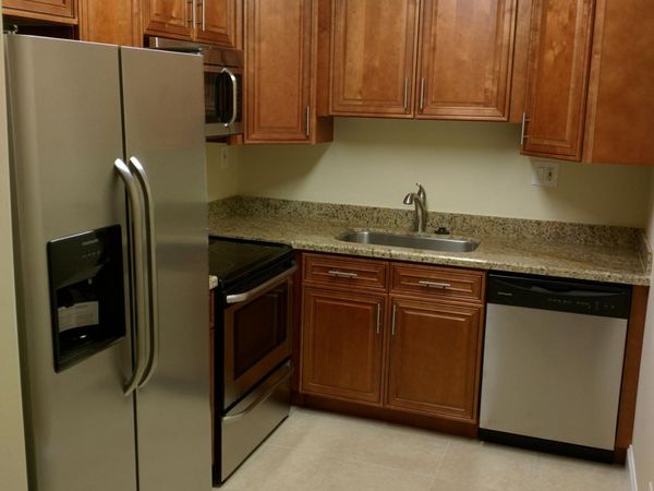 407 Meadows Circle, Unit 407, Boynton Beach, FL 33436