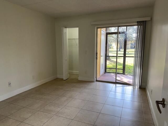 407 Meadows Circle, Unit 407, Boynton Beach, FL 33436 Photo