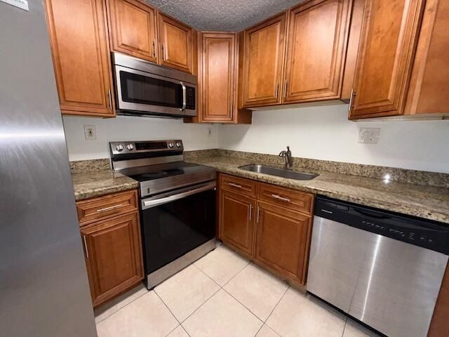 407 Meadows Circle, Unit 407, Boynton Beach, FL 33436 Photo
