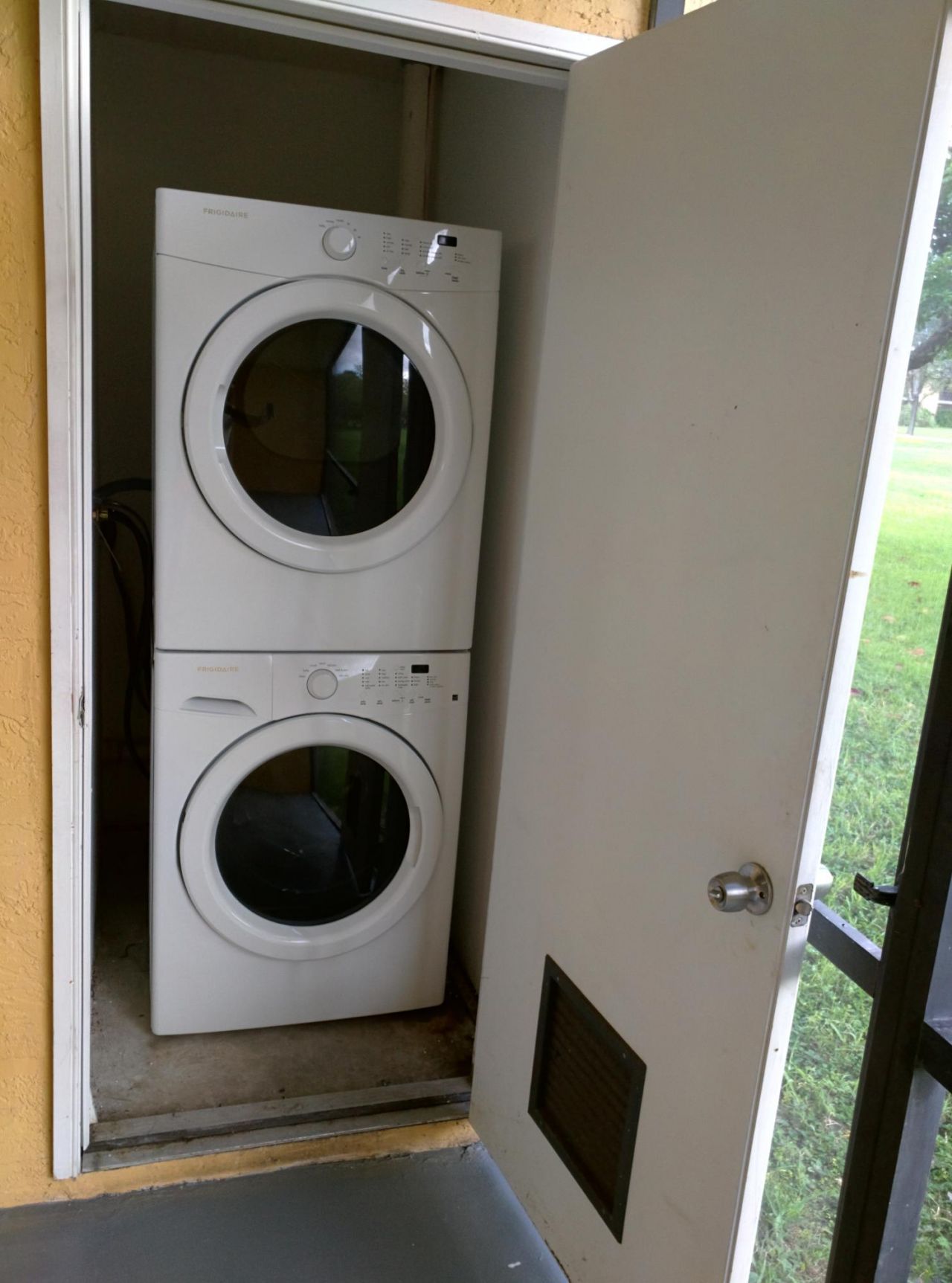 407 Meadows Circle, Unit 407, Boynton Beach, FL 33436 Photo