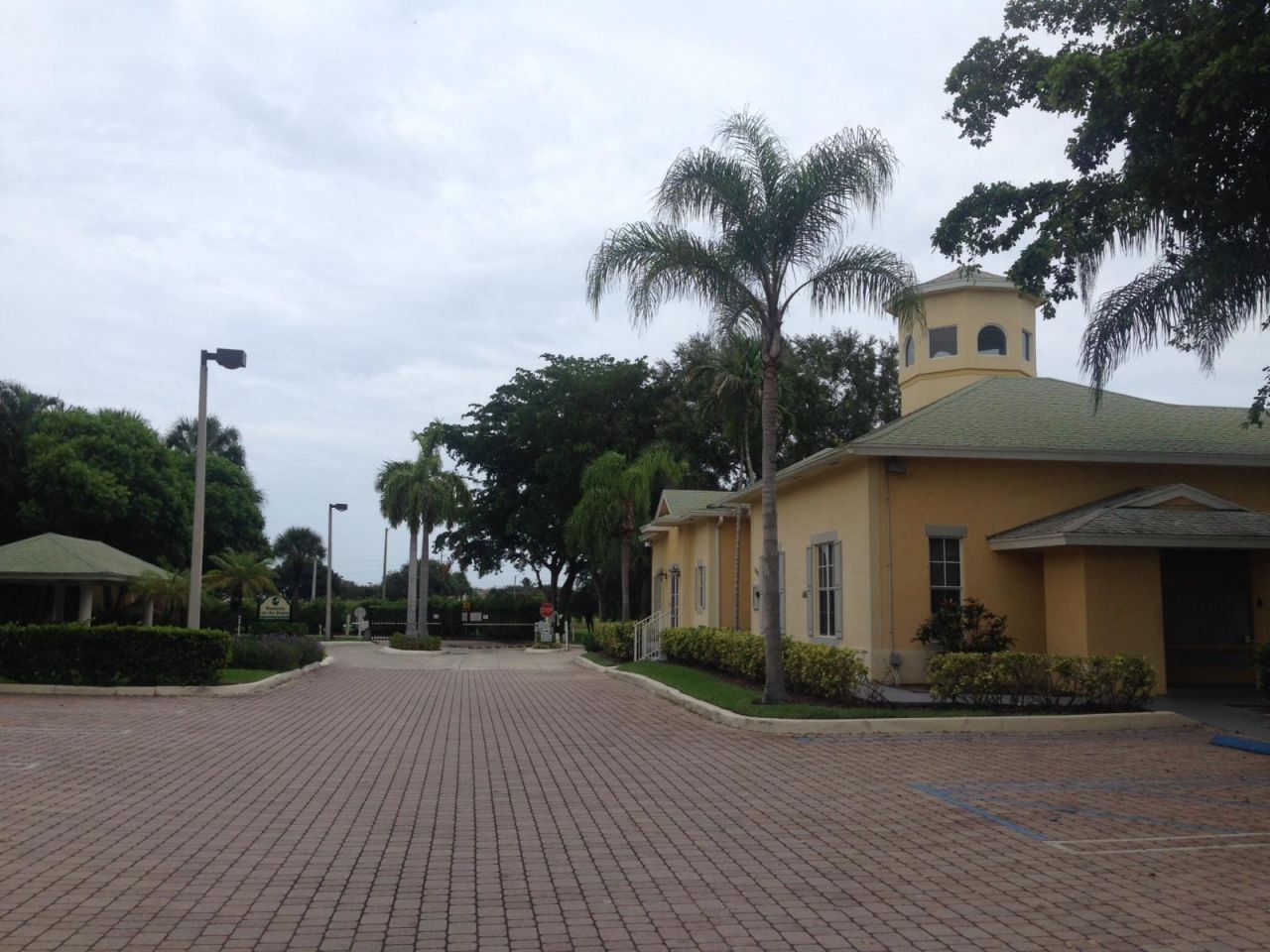 407 Meadows Circle, Unit 407, Boynton Beach, FL 33436 Photo