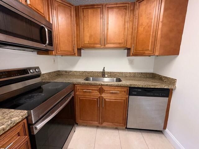 407 Meadows Circle, Unit 407, Boynton Beach, FL 33436 Photo