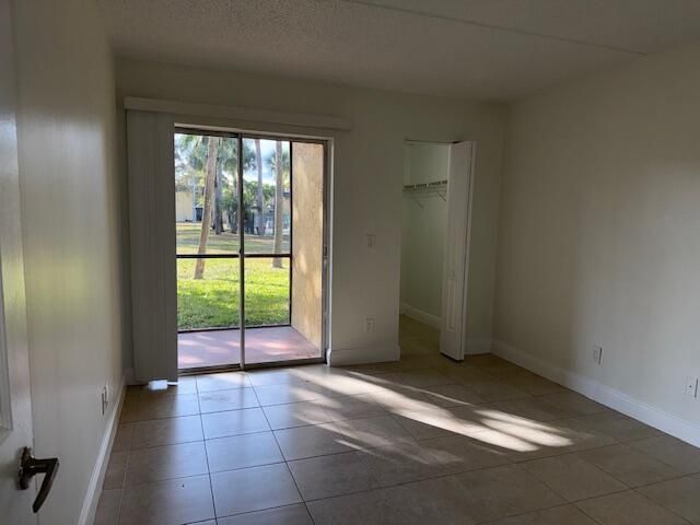 407 Meadows Circle, Unit 407, Boynton Beach, FL 33436 Photo