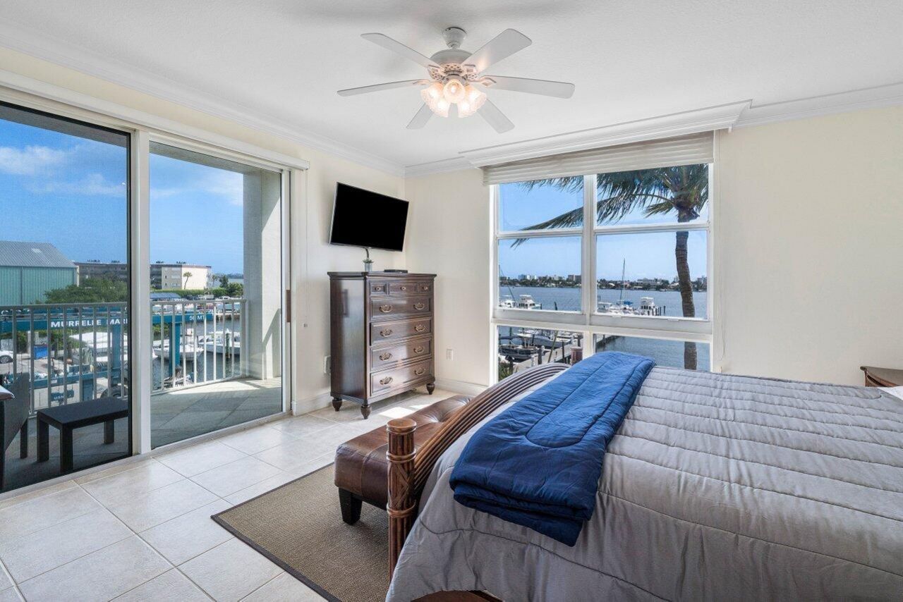 806 E Windward 301 Way, Unit 301, Lantana, FL 33462 Photo