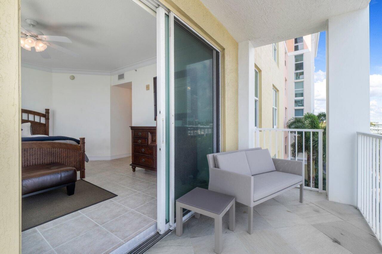 806 E Windward 301 Way, Unit 301, Lantana, FL 33462 Photo