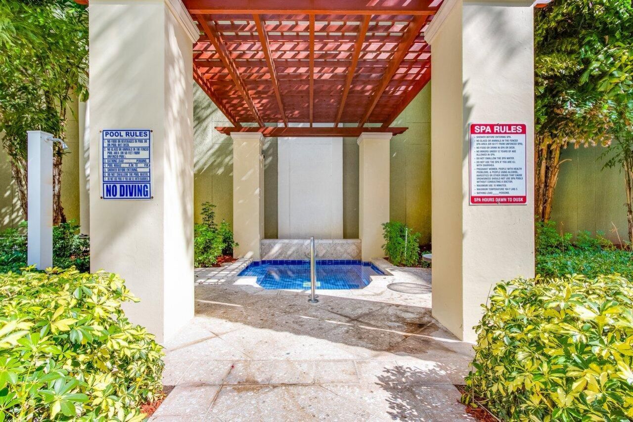 806 E Windward 301 Way, Unit 301, Lantana, FL 33462 Photo