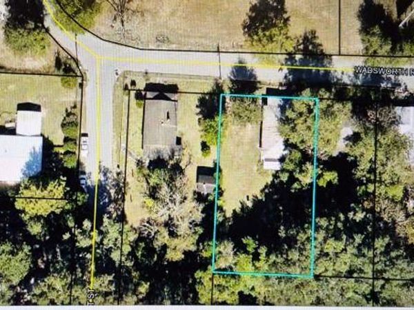 1821 Wadsworth Road, Baker, FL 32531