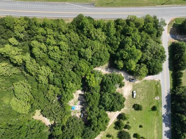 5372 Keyser Mill Road, Baker, FL 32531