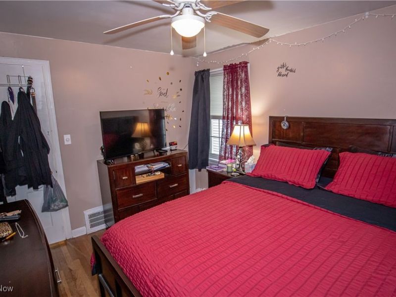 3689 Pennington Road, Cleveland, OH 44120 Photo 18