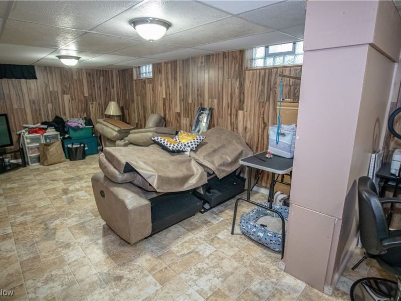 3689 Pennington Road, Cleveland, OH 44120 Photo 6