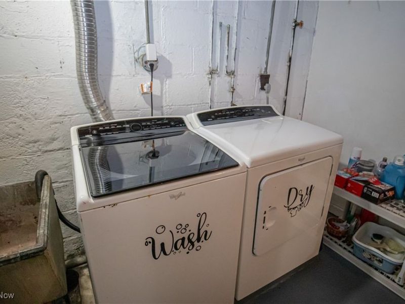 3689 Pennington Road, Cleveland, OH 44120 Photo 7