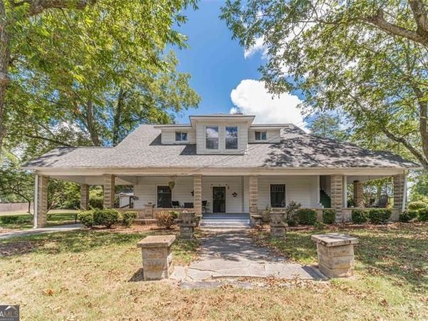 284 Covington Street, Loganville, GA 30052