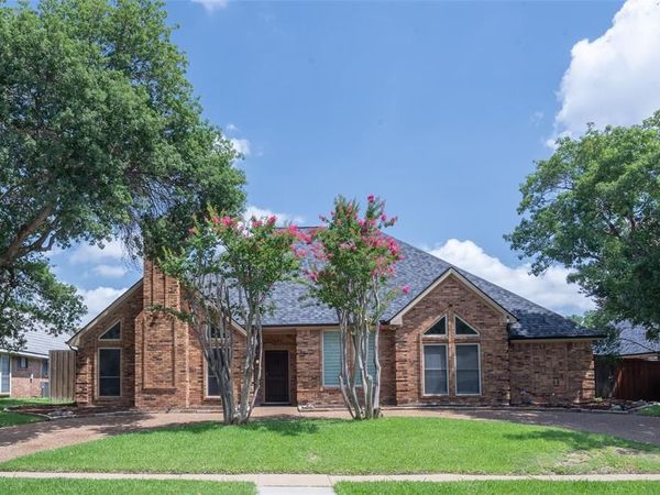 3905 Cross Bend Road, Plano, TX 75023