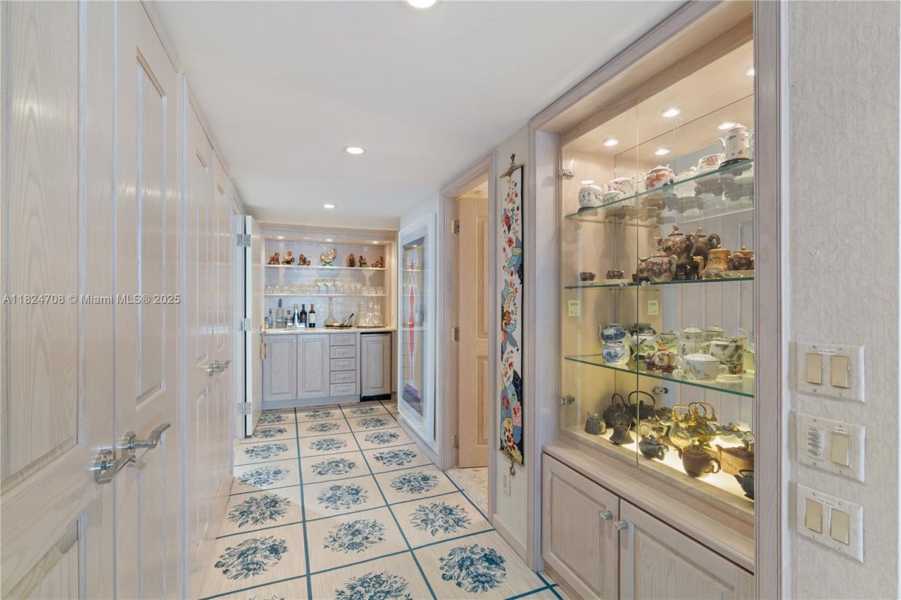 2200 S Ocean Ln, Unit 1501-1503, Fort Lauderdale, FL 33316 Photo