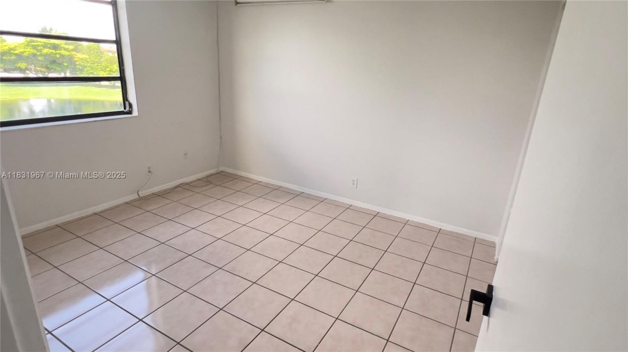 12219 SW 14th Ln, Unit 2405, Miami, FL 33184 Photo