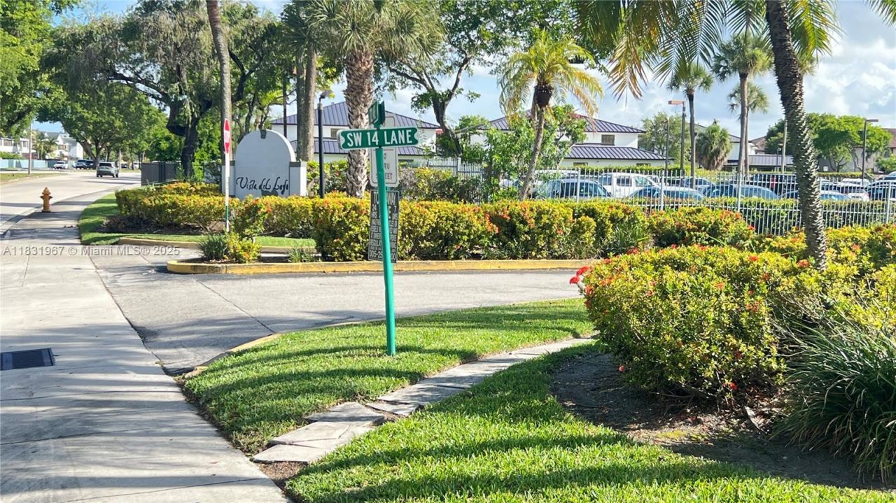 12219 SW 14th Ln, Unit 2405, Miami, FL 33184 Photo