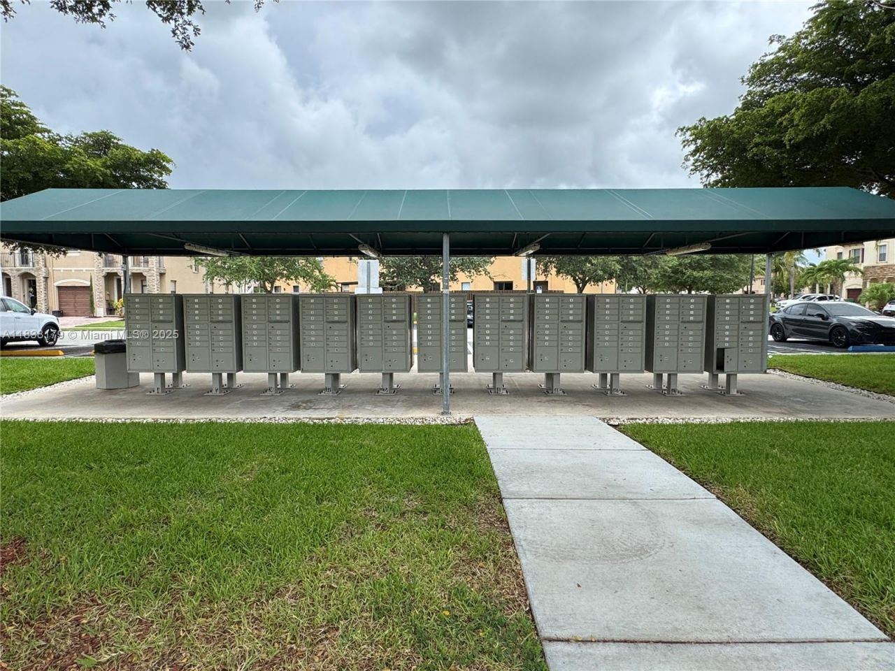 23477 SW 112th Pl, Homestead, FL 33032 Photo