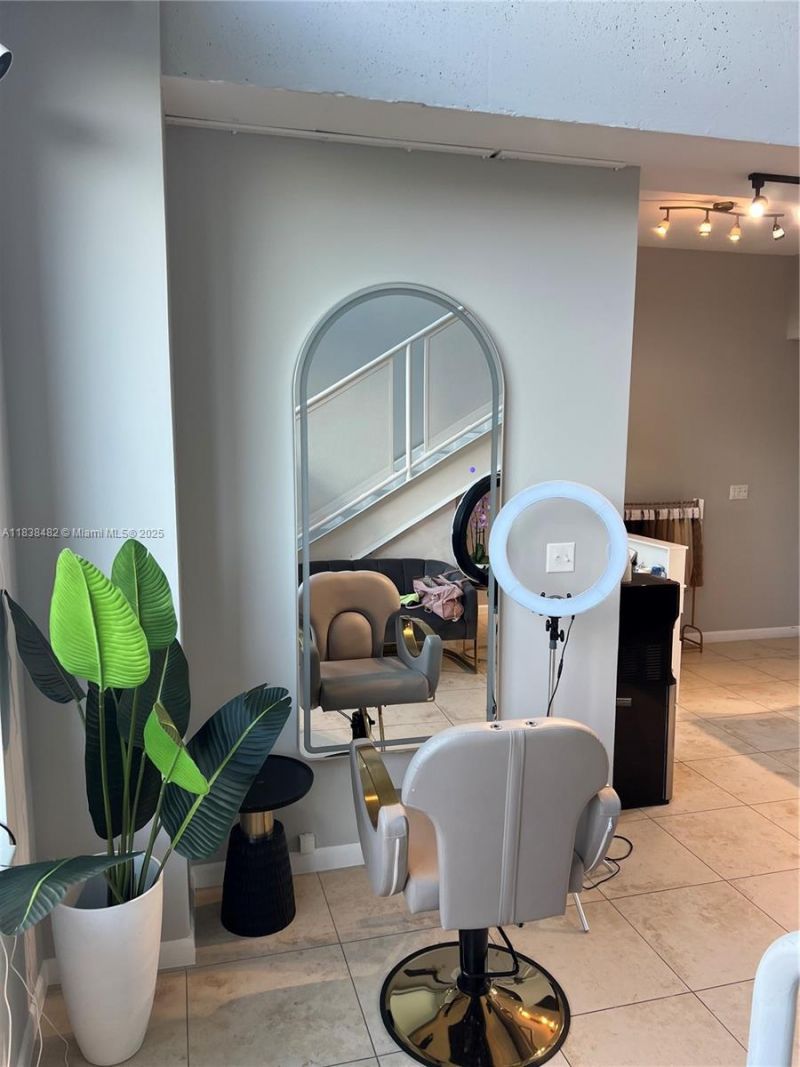 3250 NE 1st Ave, Unit 303, Miami, FL 33137 Photo